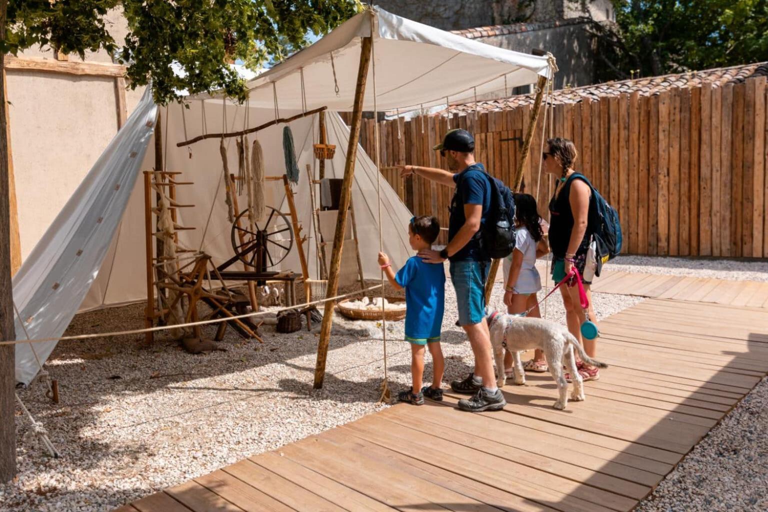 Tout Confort ! Ville, Climatisation, Parking, Wifi, Calme, Tv Каркассонн Екстер'єр фото