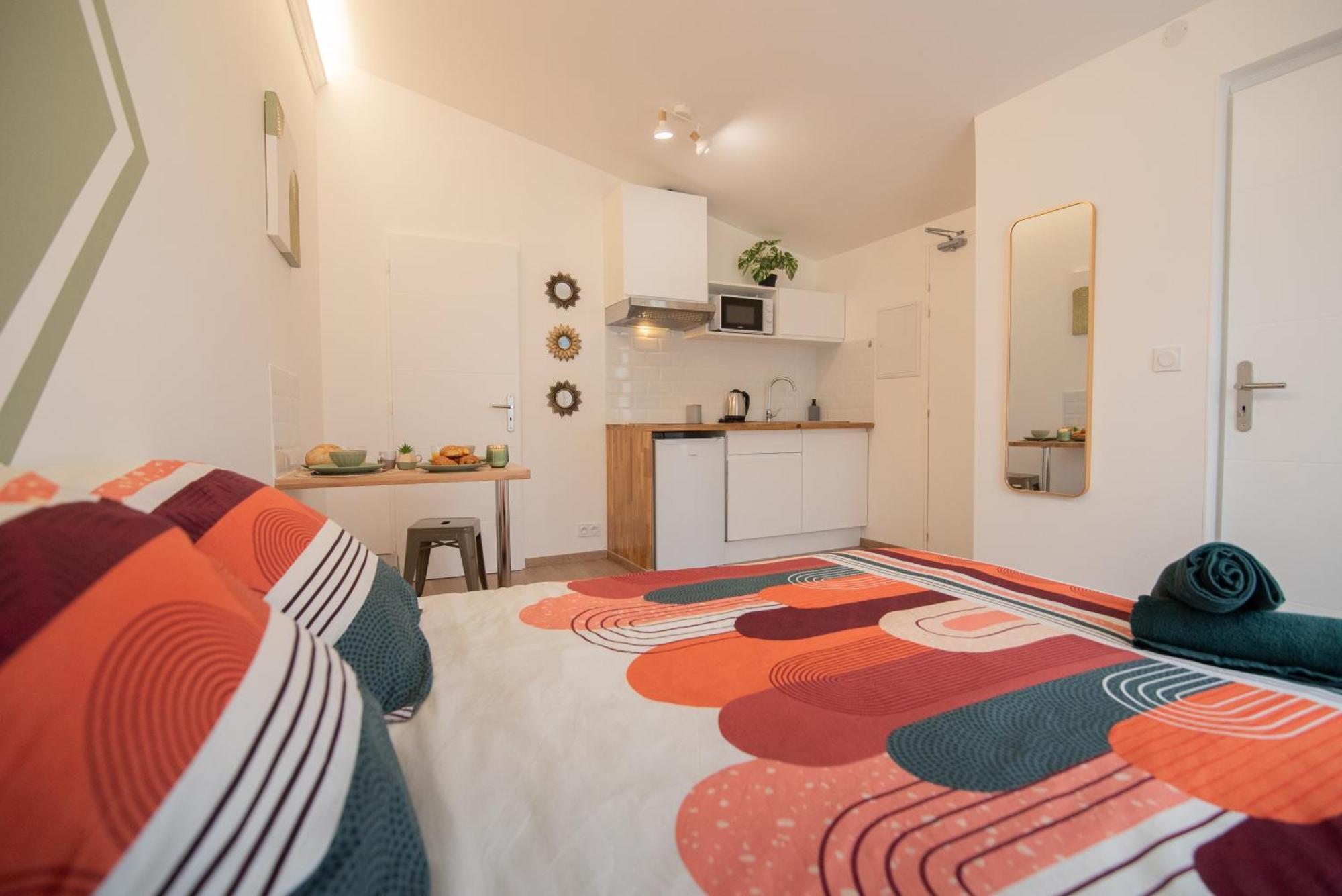 Tout Confort ! Ville, Climatisation, Parking, Wifi, Calme, Tv Каркассонн Екстер'єр фото
