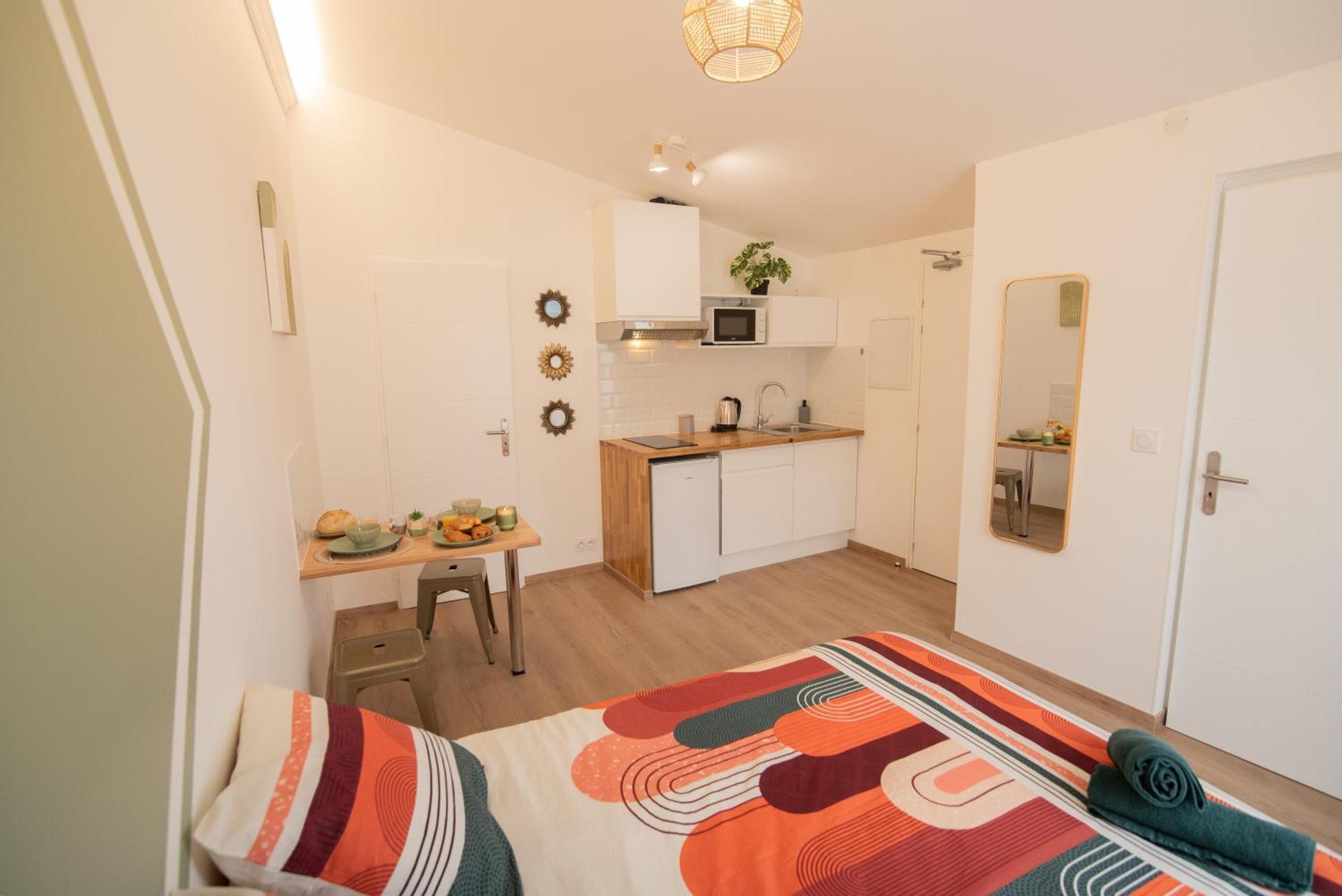 Tout Confort ! Ville, Climatisation, Parking, Wifi, Calme, Tv Каркассонн Екстер'єр фото