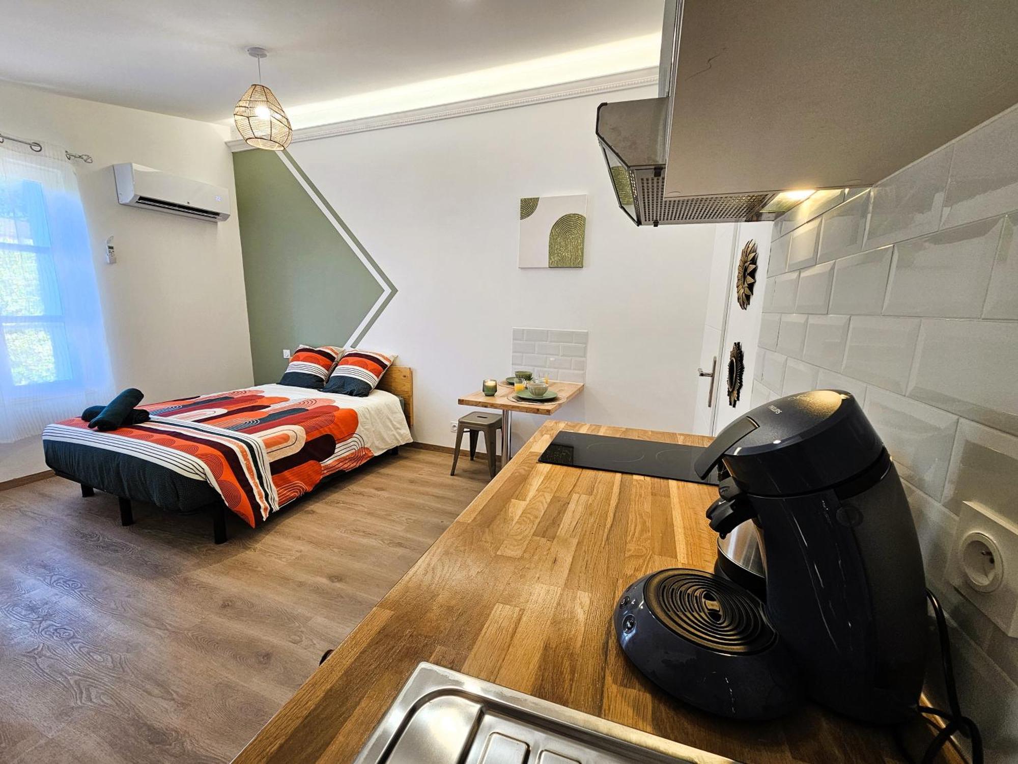 Tout Confort ! Ville, Climatisation, Parking, Wifi, Calme, Tv Каркассонн Екстер'єр фото