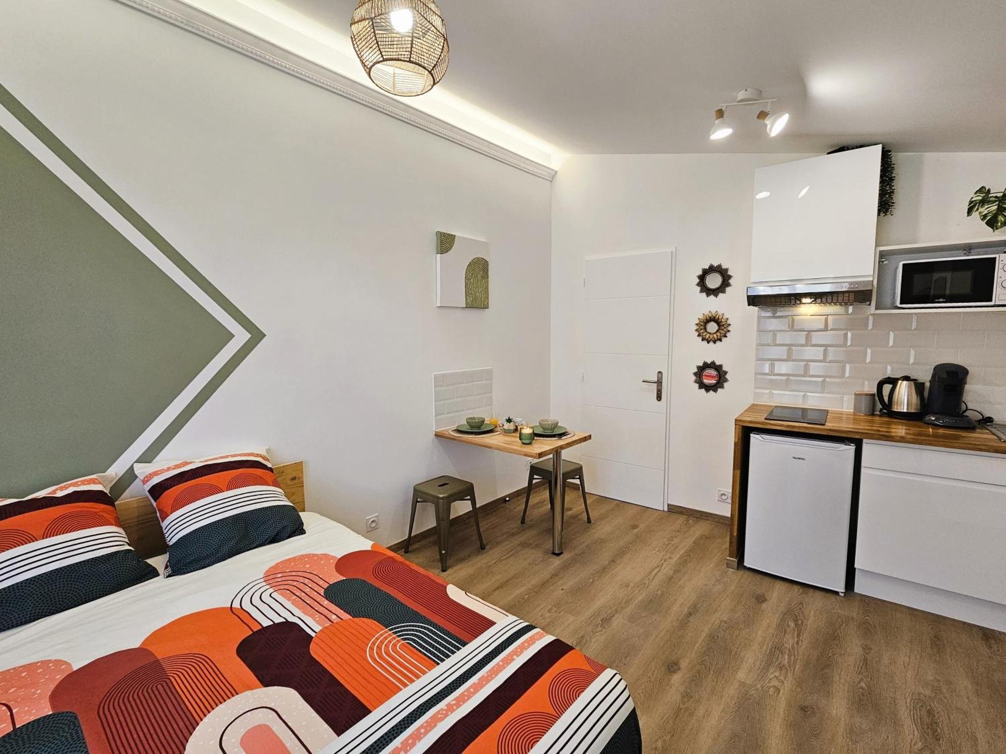 Tout Confort ! Ville, Climatisation, Parking, Wifi, Calme, Tv Каркассонн Екстер'єр фото
